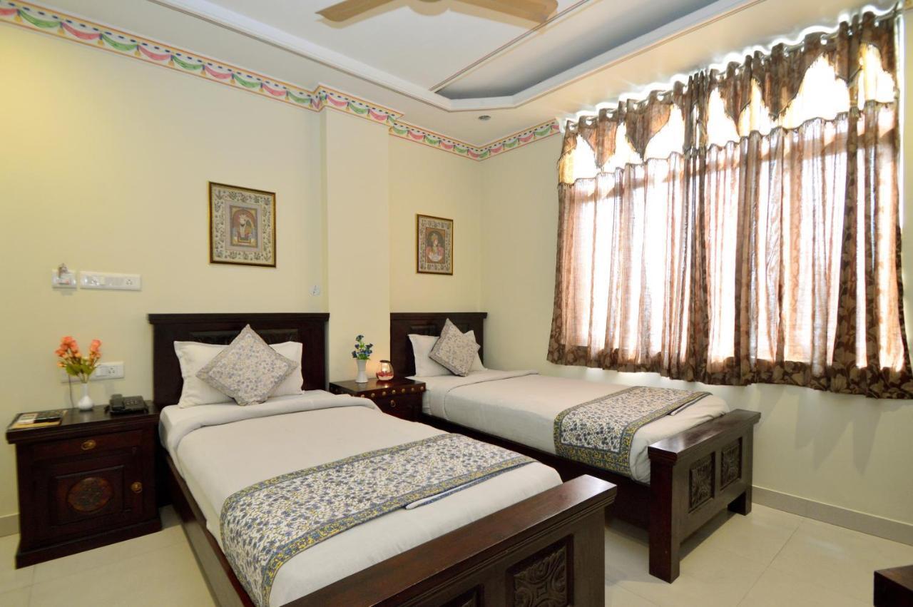 Hotel Surya Garh Jaipur Dış mekan fotoğraf